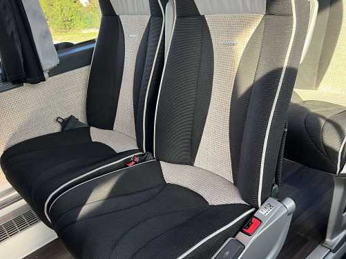 autocar-37-places-3